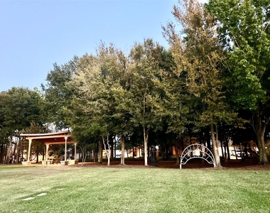 7106 Marble Springs Drive - Photo Thumbnail 34