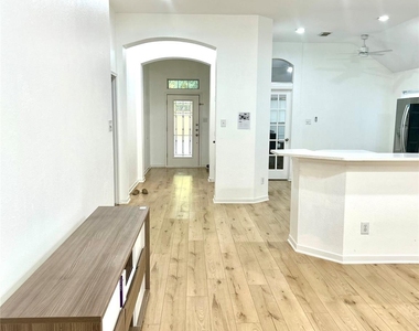 7106 Marble Springs Drive - Photo Thumbnail 9
