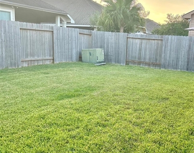 7106 Marble Springs Drive - Photo Thumbnail 28
