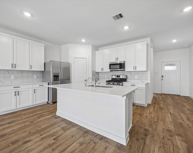 3306 Bonnie Heights Street - Photo Thumbnail 24