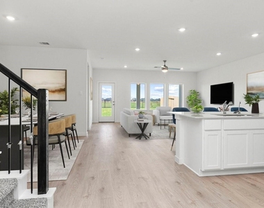 3306 Bonnie Heights Street - Photo Thumbnail 4