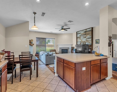 10711 Gilford Crest Drive - Photo Thumbnail 3