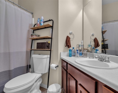 10711 Gilford Crest Drive - Photo Thumbnail 9