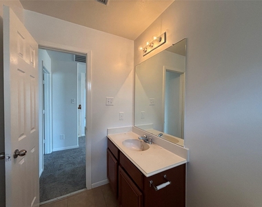 6511 Dogwood Park Lane - Photo Thumbnail 22