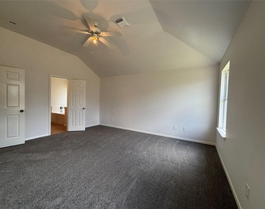 6511 Dogwood Park Lane - Photo Thumbnail 10