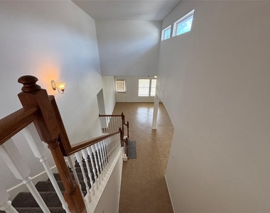 6511 Dogwood Park Lane - Photo Thumbnail 30