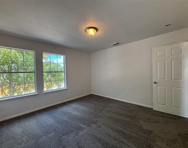 6511 Dogwood Park Lane - Photo Thumbnail 26