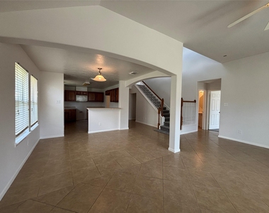 6511 Dogwood Park Lane - Photo Thumbnail 6