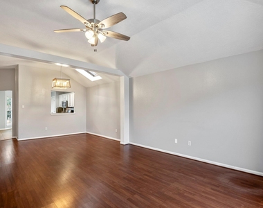 2923 Goldspring Lane - Photo Thumbnail 19