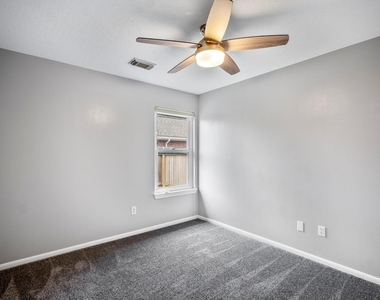 2923 Goldspring Lane - Photo Thumbnail 31