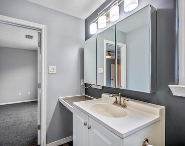 2923 Goldspring Lane - Photo Thumbnail 25