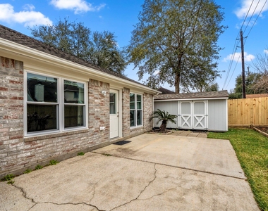 2923 Goldspring Lane - Photo Thumbnail 38