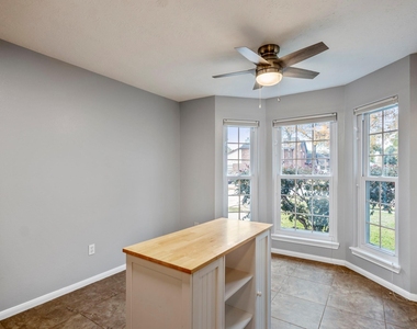 2923 Goldspring Lane - Photo Thumbnail 11