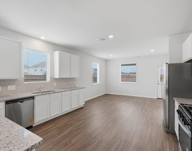 2405 Bray Head Drive - Photo Thumbnail 19