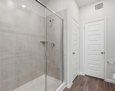 2405 Bray Head Drive - Photo Thumbnail 26