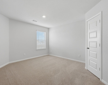2405 Bray Head Drive - Photo Thumbnail 9