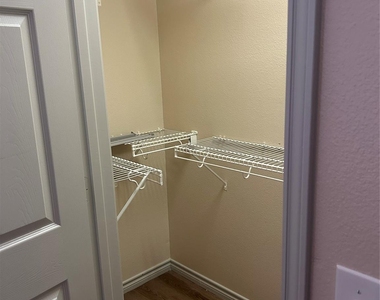 23831 Pebworth Place - Photo Thumbnail 8
