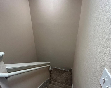 23831 Pebworth Place - Photo Thumbnail 6