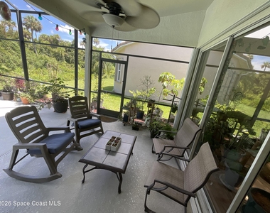 1008 Wimbledon Drive - Photo Thumbnail 11