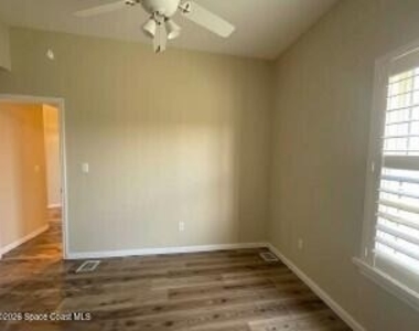 1008 Wimbledon Drive - Photo Thumbnail 20