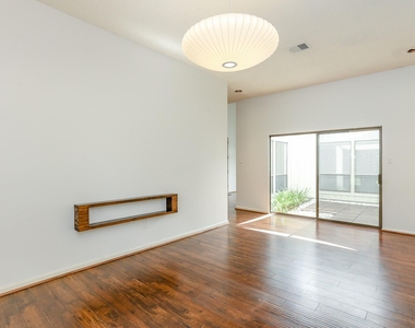 13102 Wickersham Lane - Photo Thumbnail 8