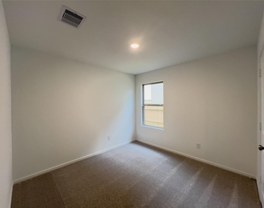 18547 Cepagatti Drive - Photo Thumbnail 7