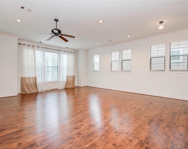 2414 Charleston Street - Photo Thumbnail 18