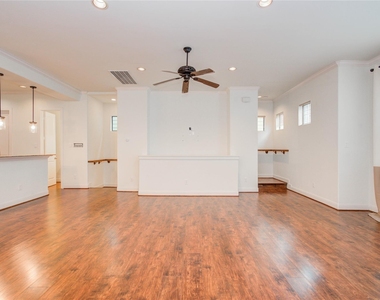 2414 Charleston Street - Photo Thumbnail 20