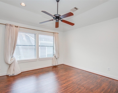 2414 Charleston Street - Photo Thumbnail 32