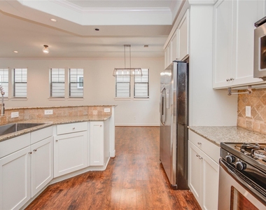 2414 Charleston Street - Photo Thumbnail 13