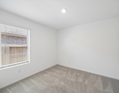 21583 Casavatore Dr - Photo Thumbnail 13