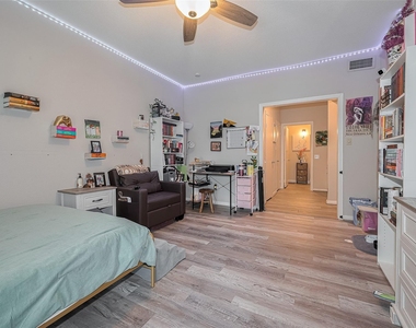 2475 Underwood Street - Photo Thumbnail 16