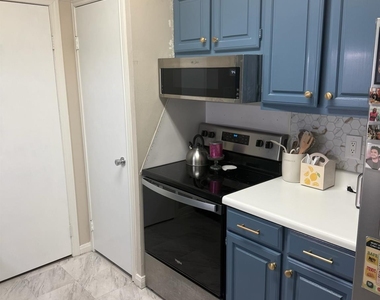 2475 Underwood Street - Photo Thumbnail 8