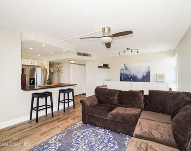 4700 Ocean Beach Boulevard - Photo Thumbnail 1