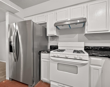 24050 Spring Briar Lane - Photo Thumbnail 9