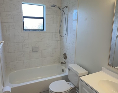 1460 Heartwellville Street Nw - Photo Thumbnail 13