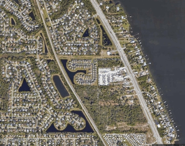 4637 Amaca Bay Lane - Photo Thumbnail 37