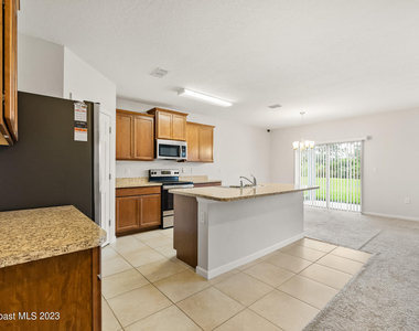 4637 Amaca Bay Lane - Photo Thumbnail 5