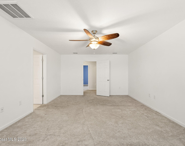 4637 Amaca Bay Lane - Photo Thumbnail 18