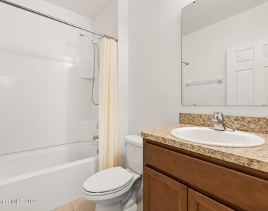 4637 Amaca Bay Lane - Photo Thumbnail 15