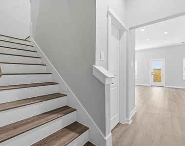 412 Stonework Landing Lane - Photo Thumbnail 11