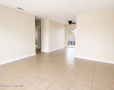 103 Lagrange Avenue - Photo Thumbnail 7