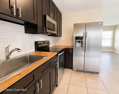 103 Lagrange Avenue - Photo Thumbnail 11