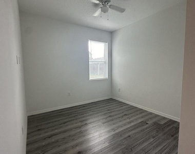 466 Tobias Street Se - Photo Thumbnail 11