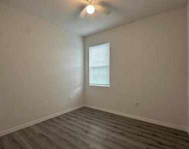 466 Tobias Street Se - Photo Thumbnail 13