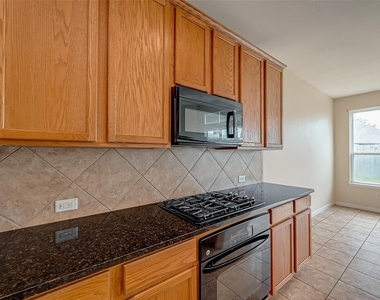 5703 Langham Dawn Lane - Photo Thumbnail 11