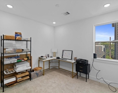 3026 Live Oak Street - Photo Thumbnail 18