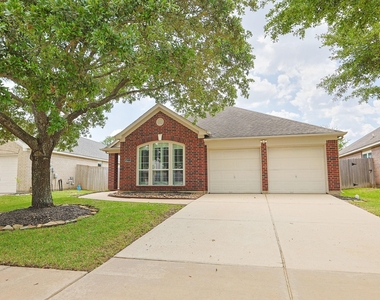 14211 Pinefrost Lane - Photo Thumbnail 3