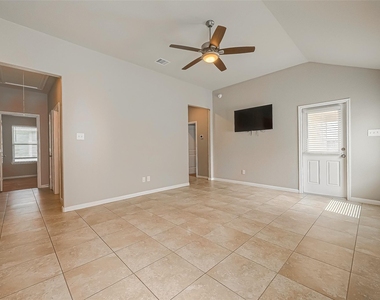 21514 Autumn Summit Street - Photo Thumbnail 12