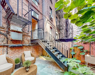 226 East 87th Street - Photo Thumbnail 1